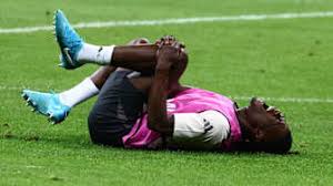 他的经历给 他的经历给