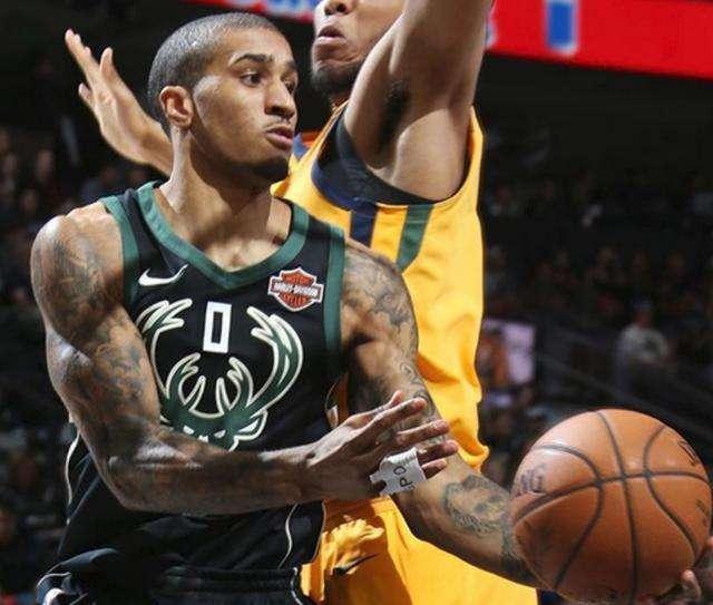 防守迫使对 防守迫使对