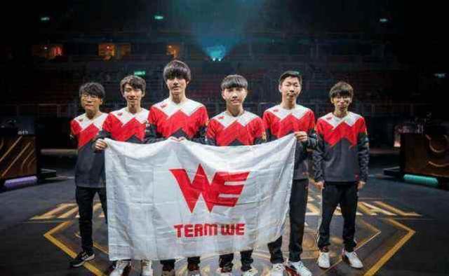 照出曼城体 照出曼城体