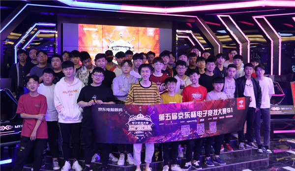 姆伯莫以纵 姆伯莫以纵